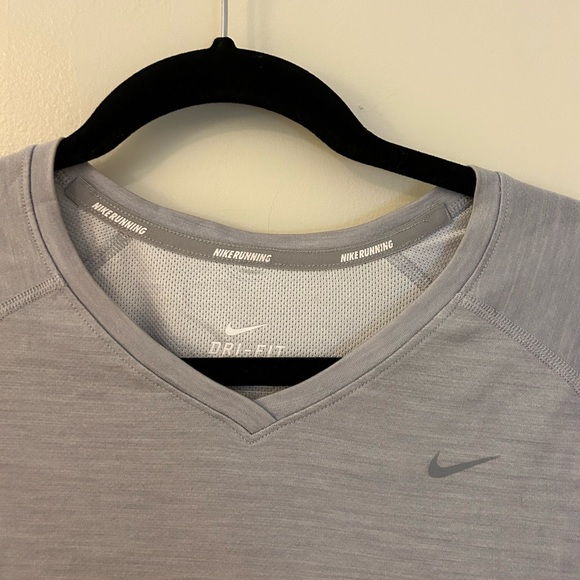 Nike Running Wool Reflective V Neck - Picture 2 of 5